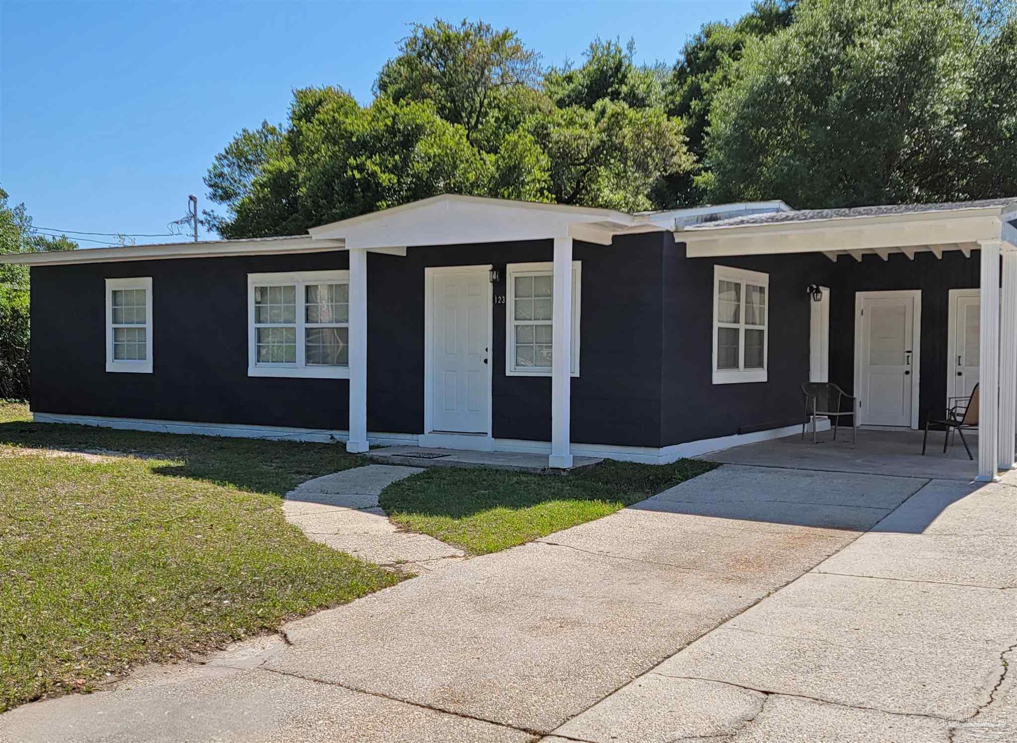 123 Berkley Dr