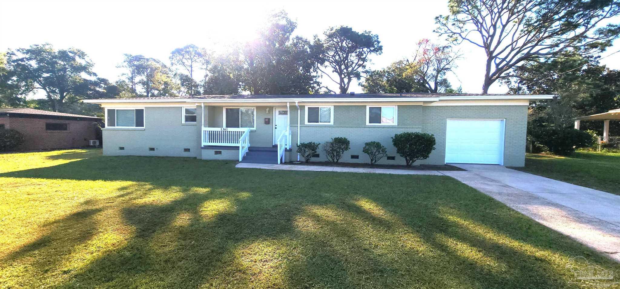 1361 E Texar Dr