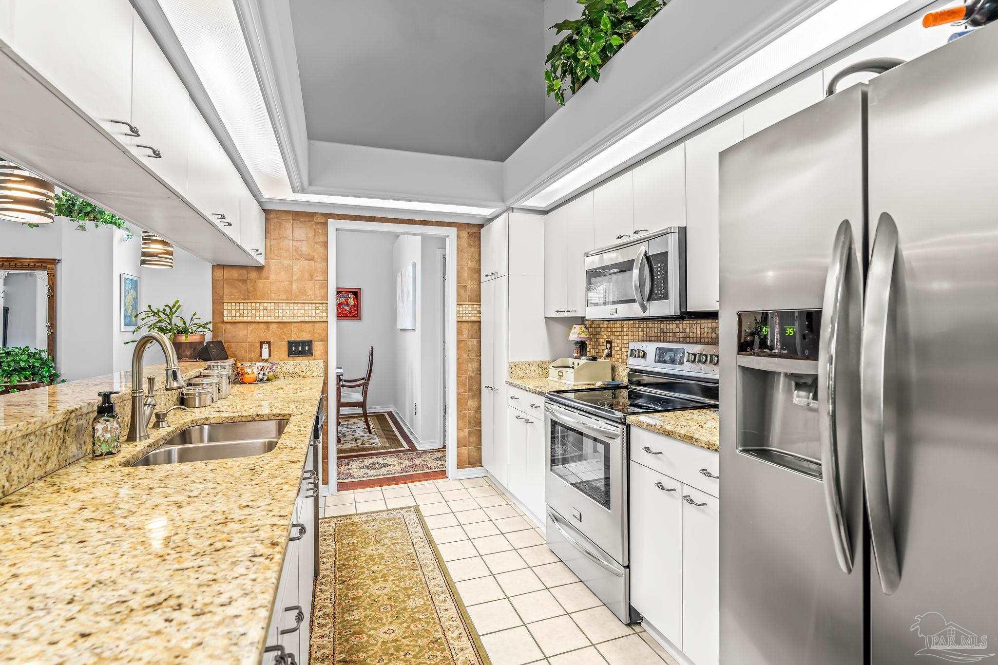 2049 Hamilton Crossing