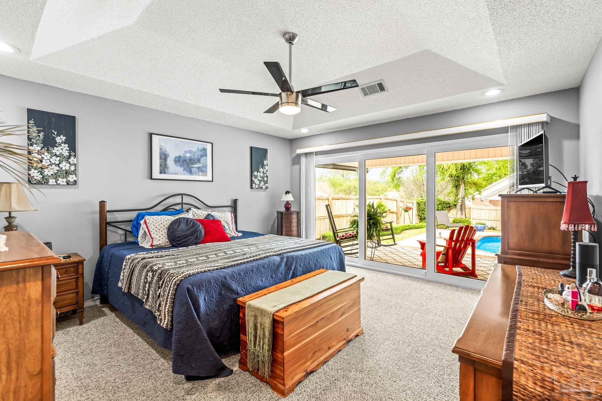 2049 Hamilton Crossing