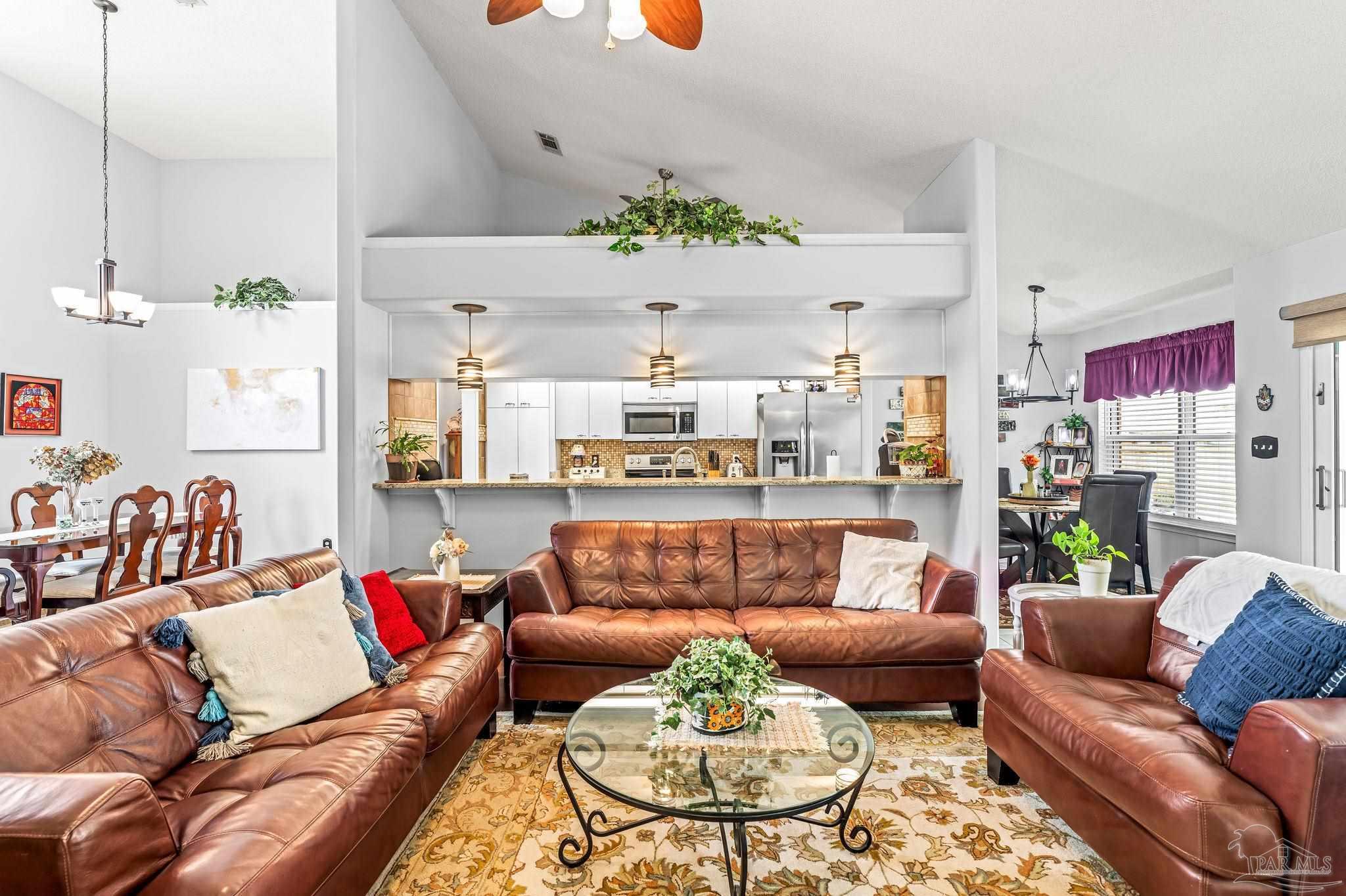 2049 Hamilton Crossing