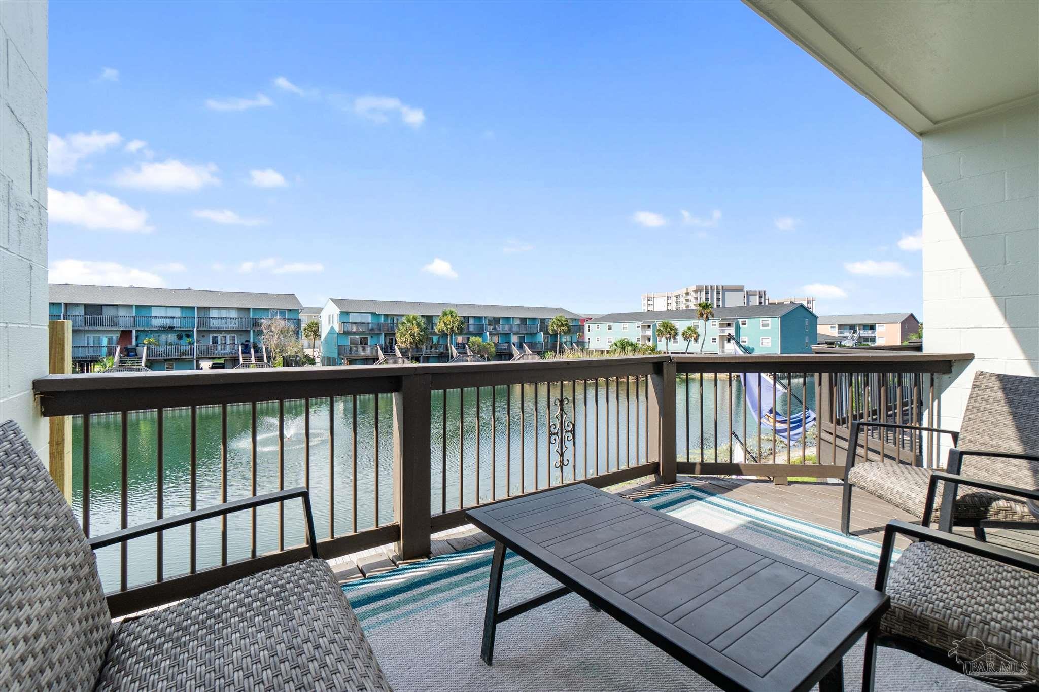 1700 Via Deluna Dr