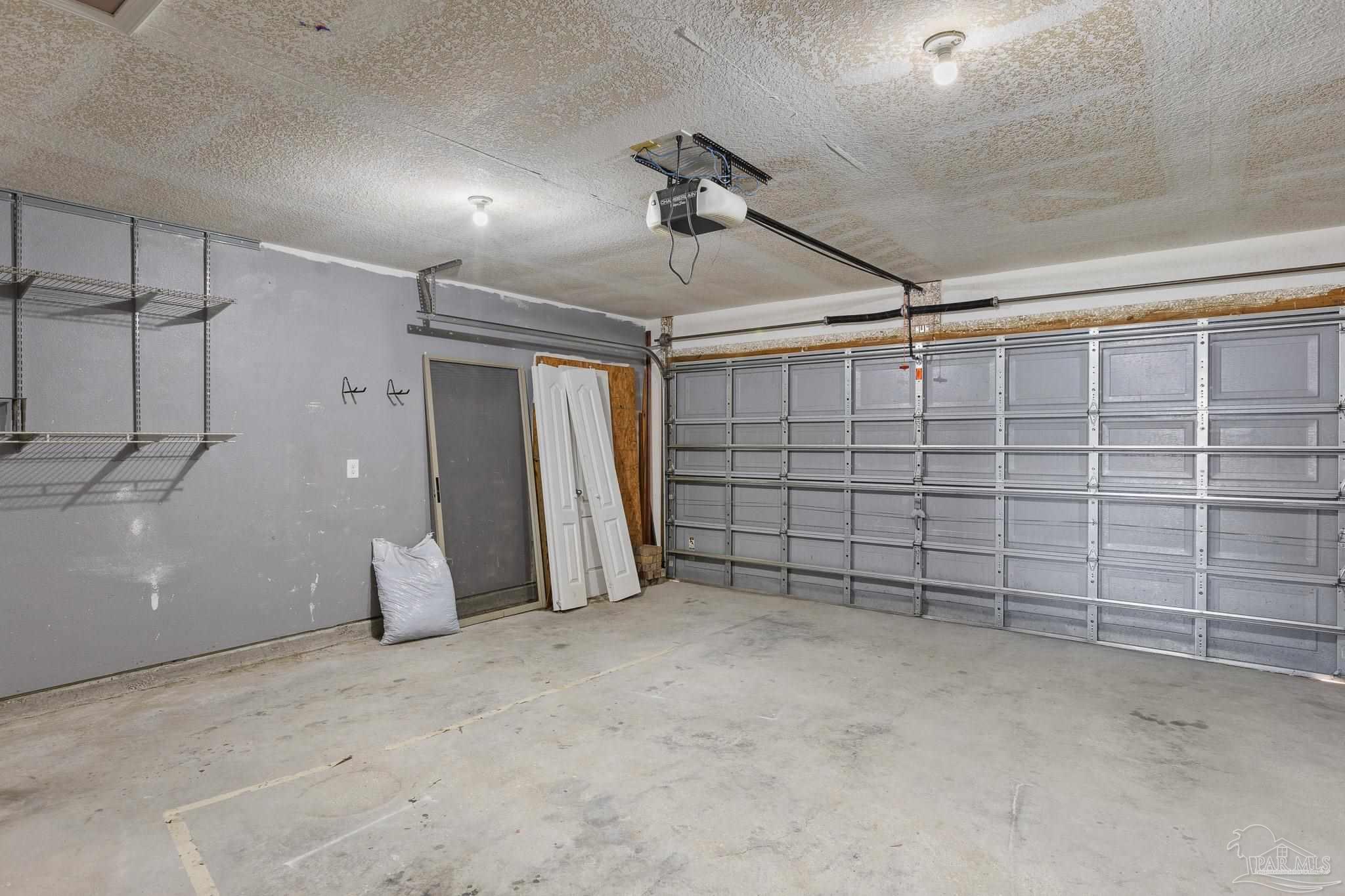 10650 Senegal Dr, Pensacola