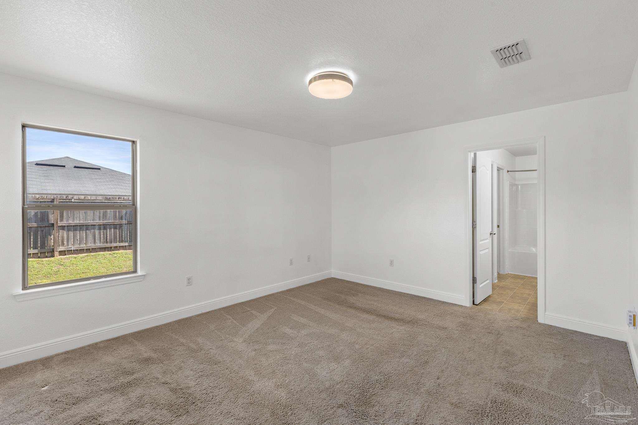 10650 Senegal Dr, Pensacola