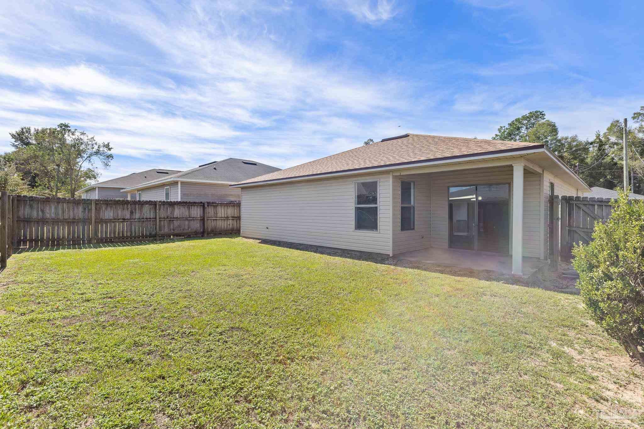 10650 Senegal Dr, Pensacola