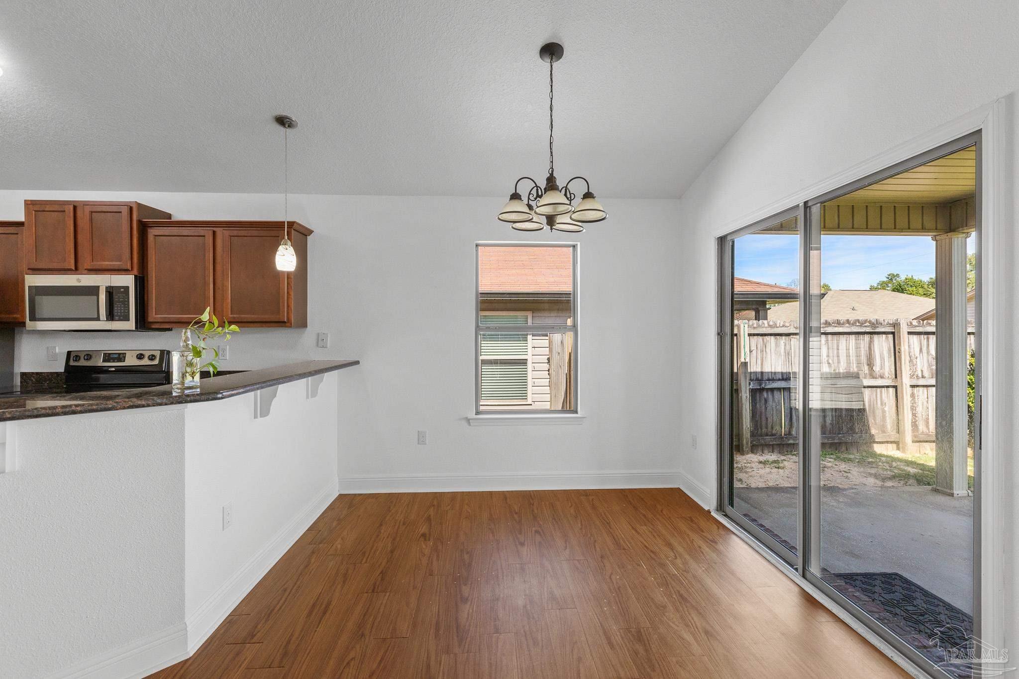 10650 Senegal Dr, Pensacola