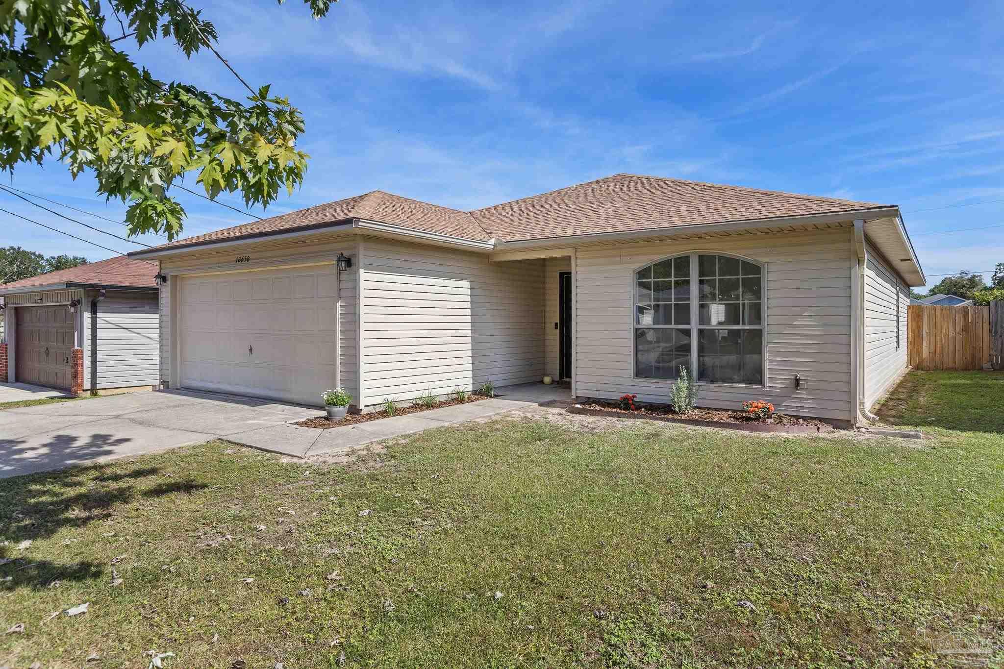 10650 Senegal Dr, Pensacola