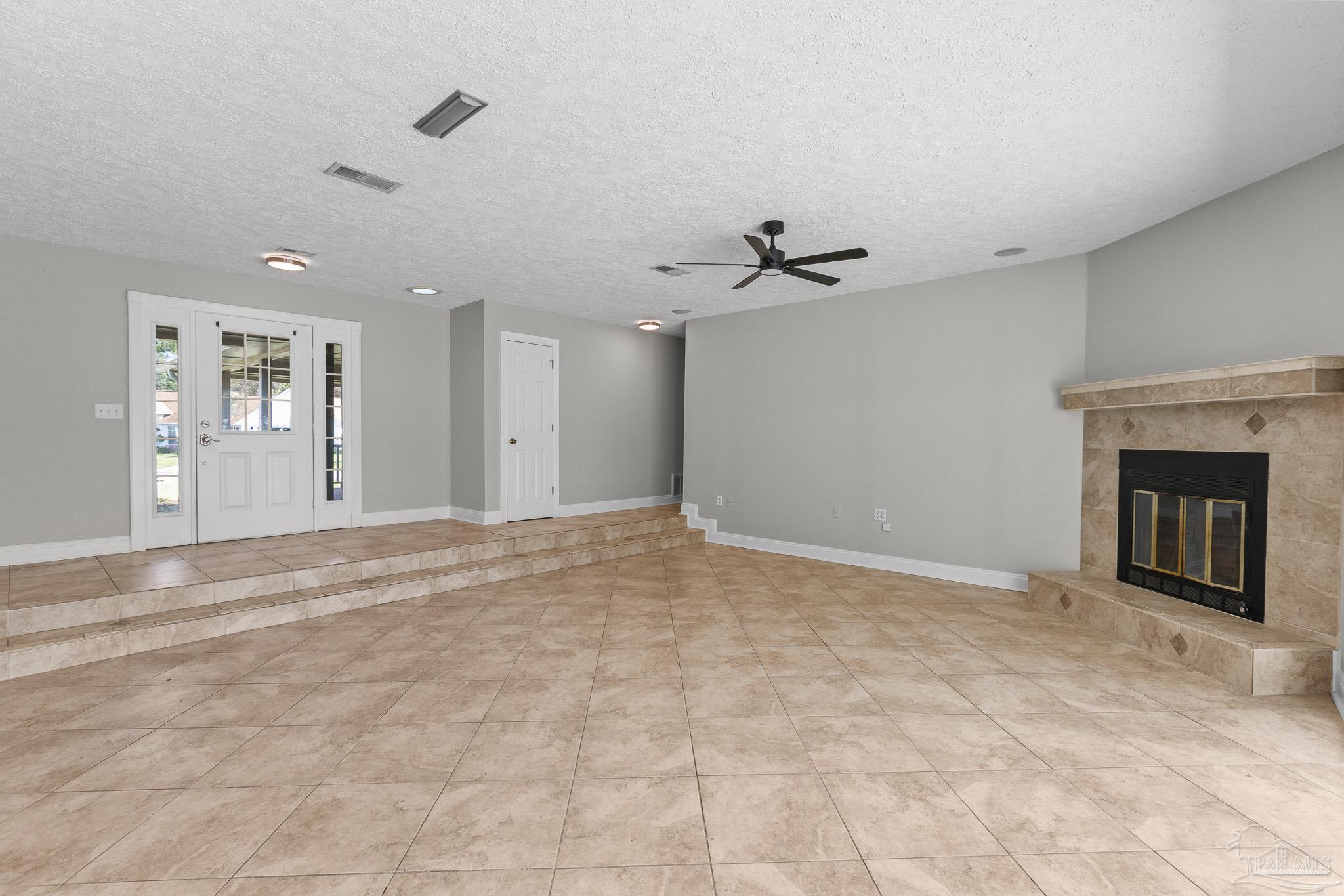 2966 Duke Dr