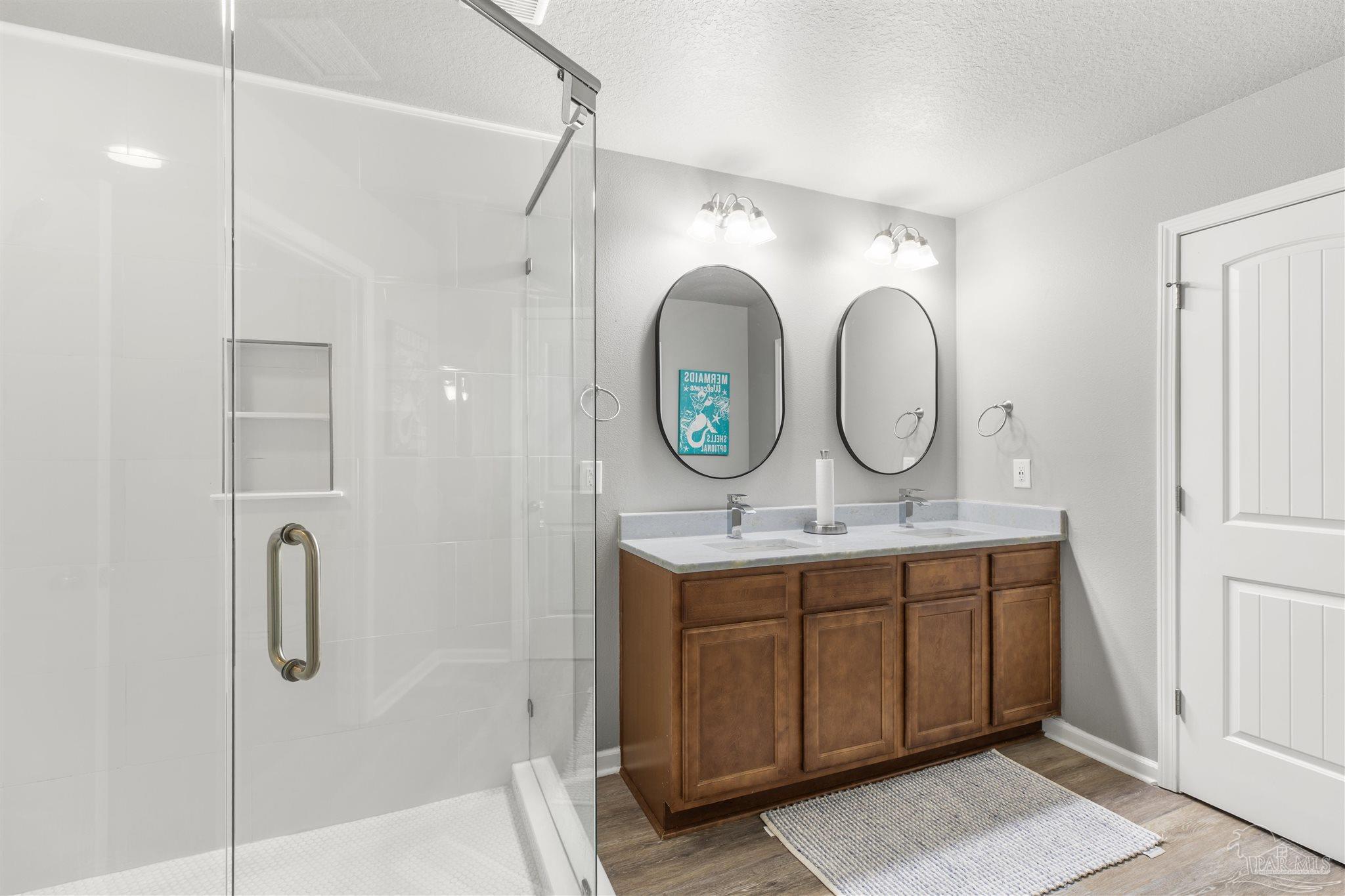 126 Cottage View Dr