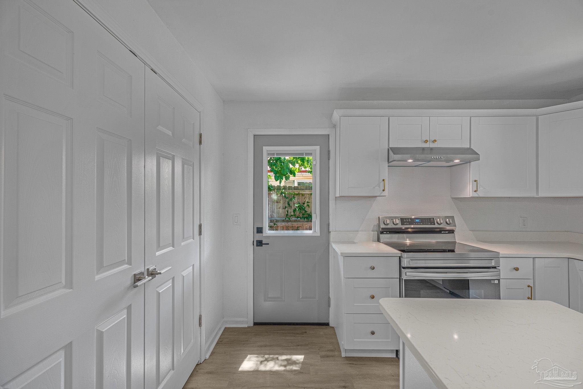 1802 W Godfrey St