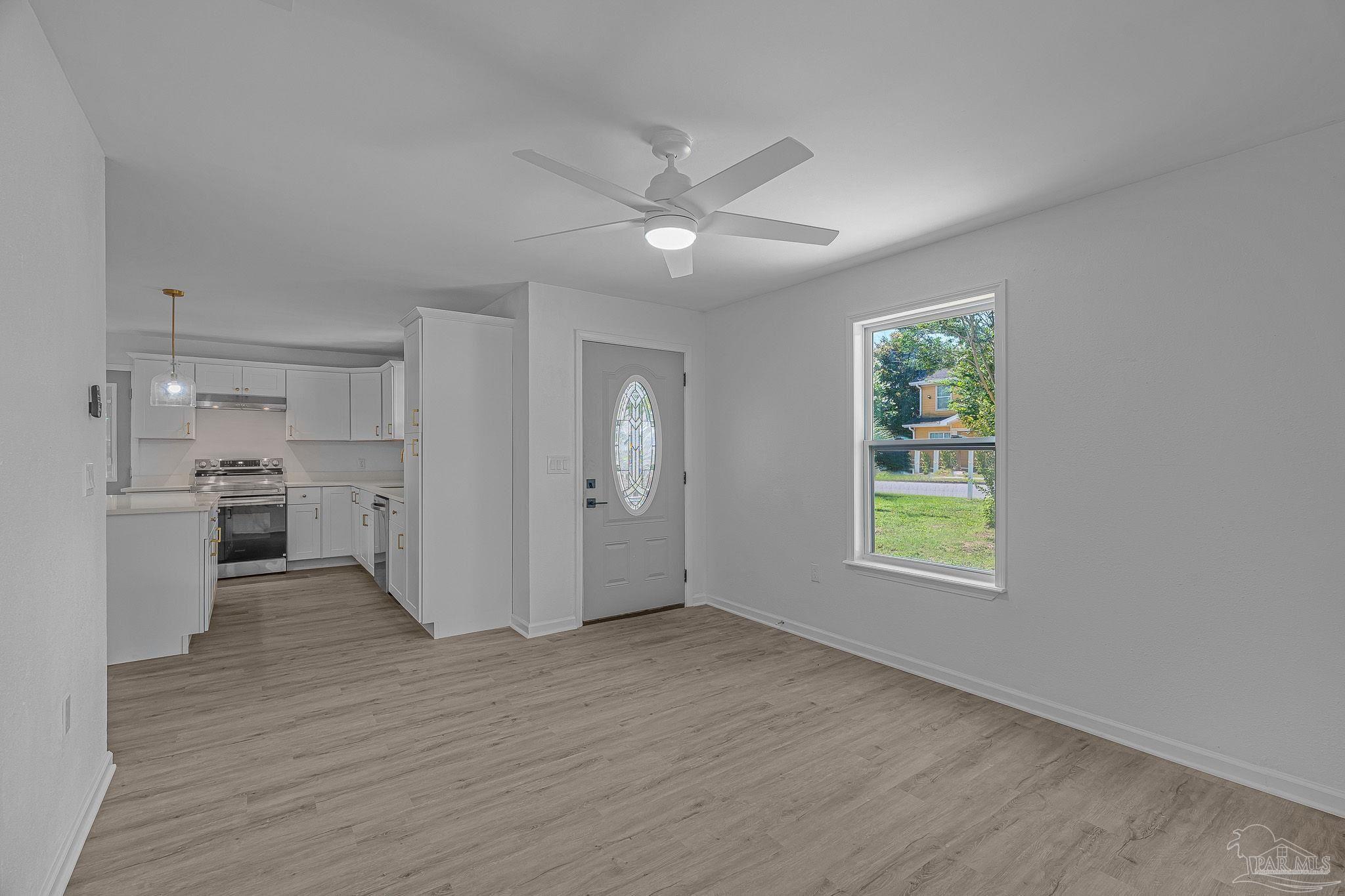 1802 W Godfrey St