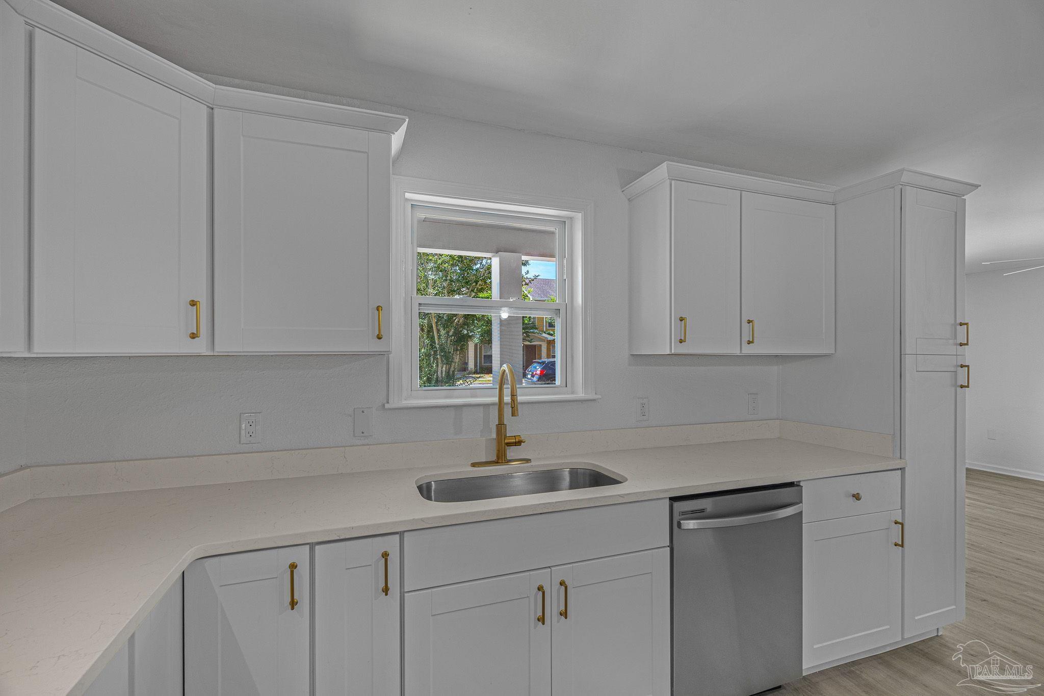 1802 W Godfrey St