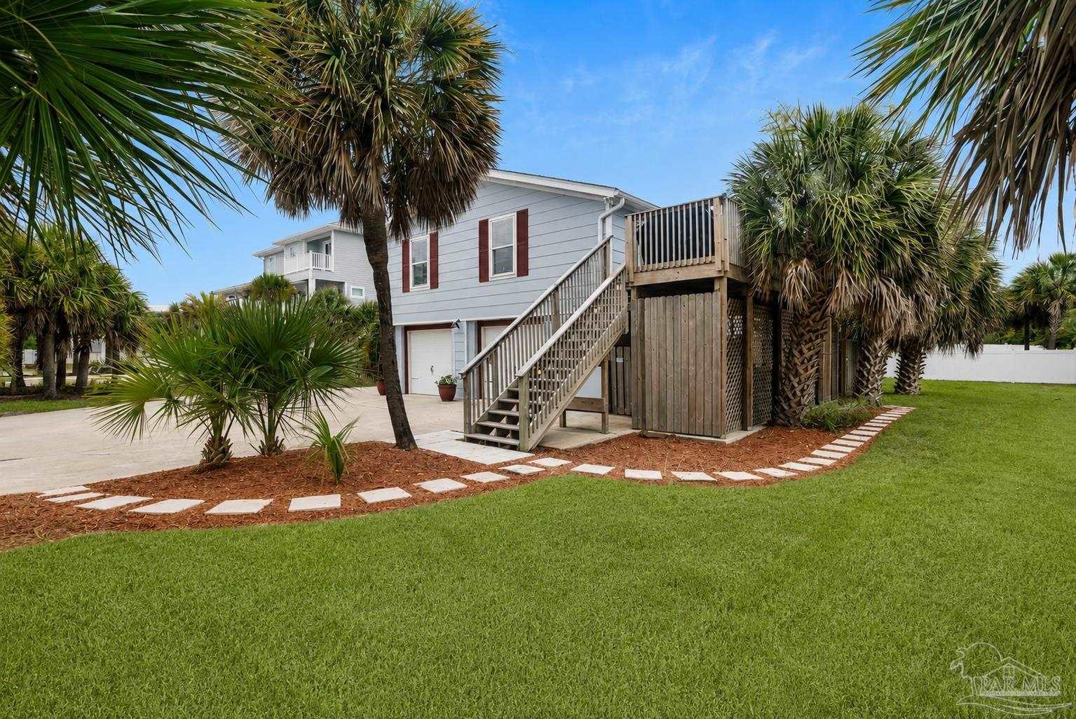 1005 Via Deluna Dr