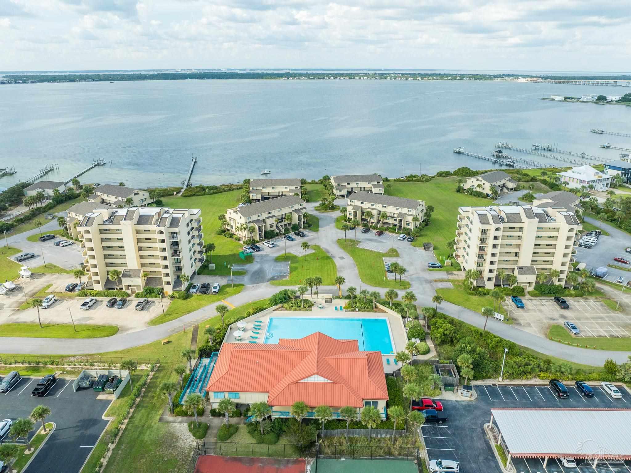 900 Ft Pickens Rd # 514