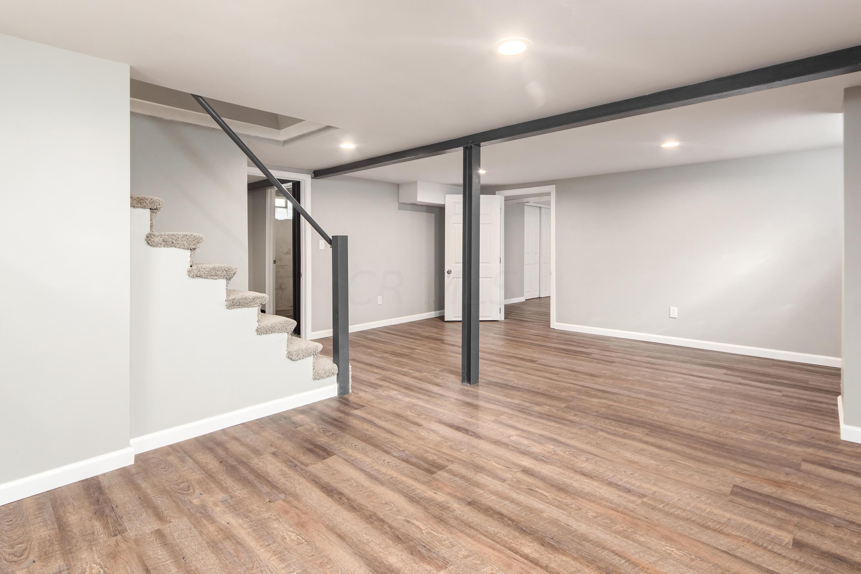 1811 Bide A Wee Park Avenue