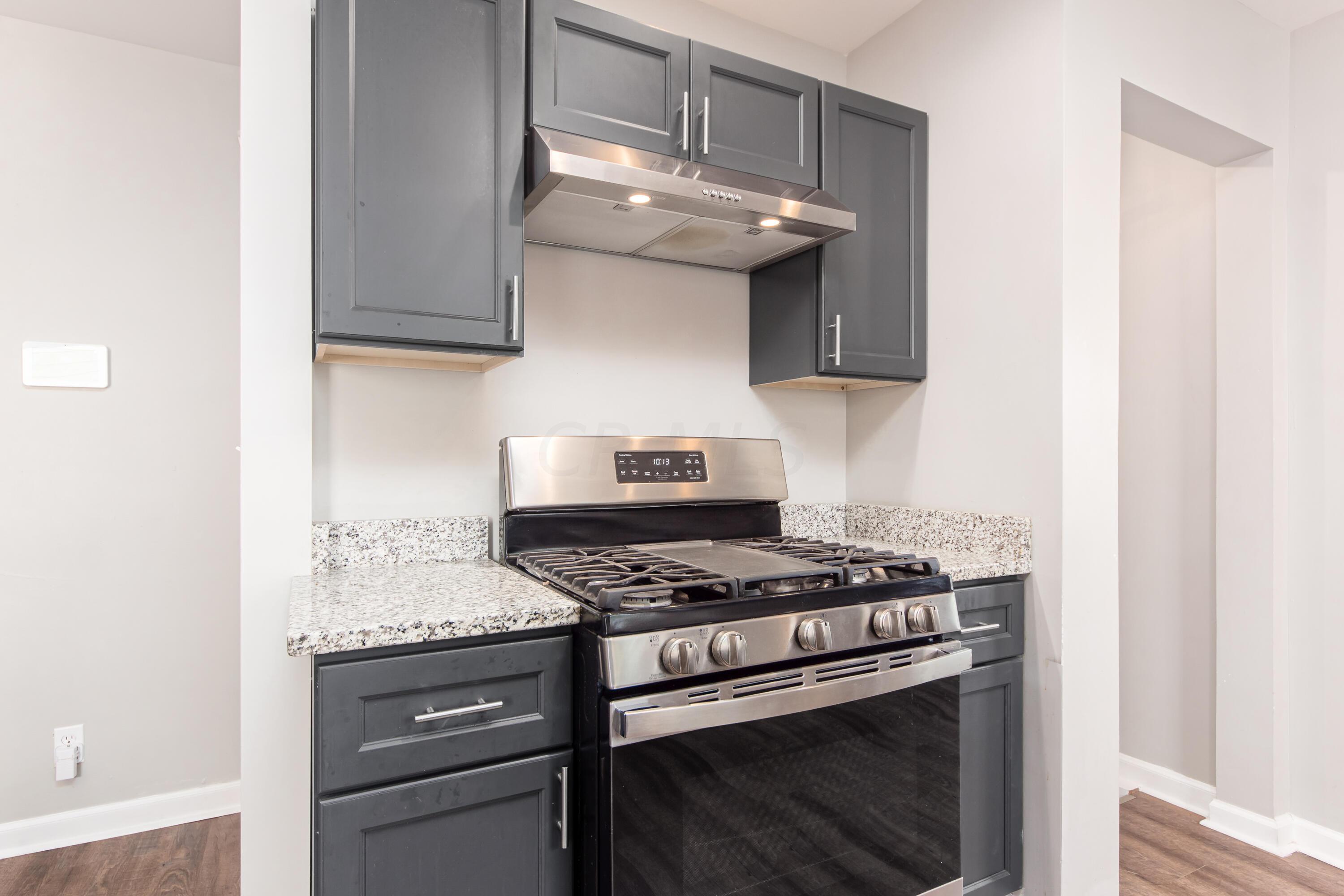 1811 Bide A Wee Park Avenue