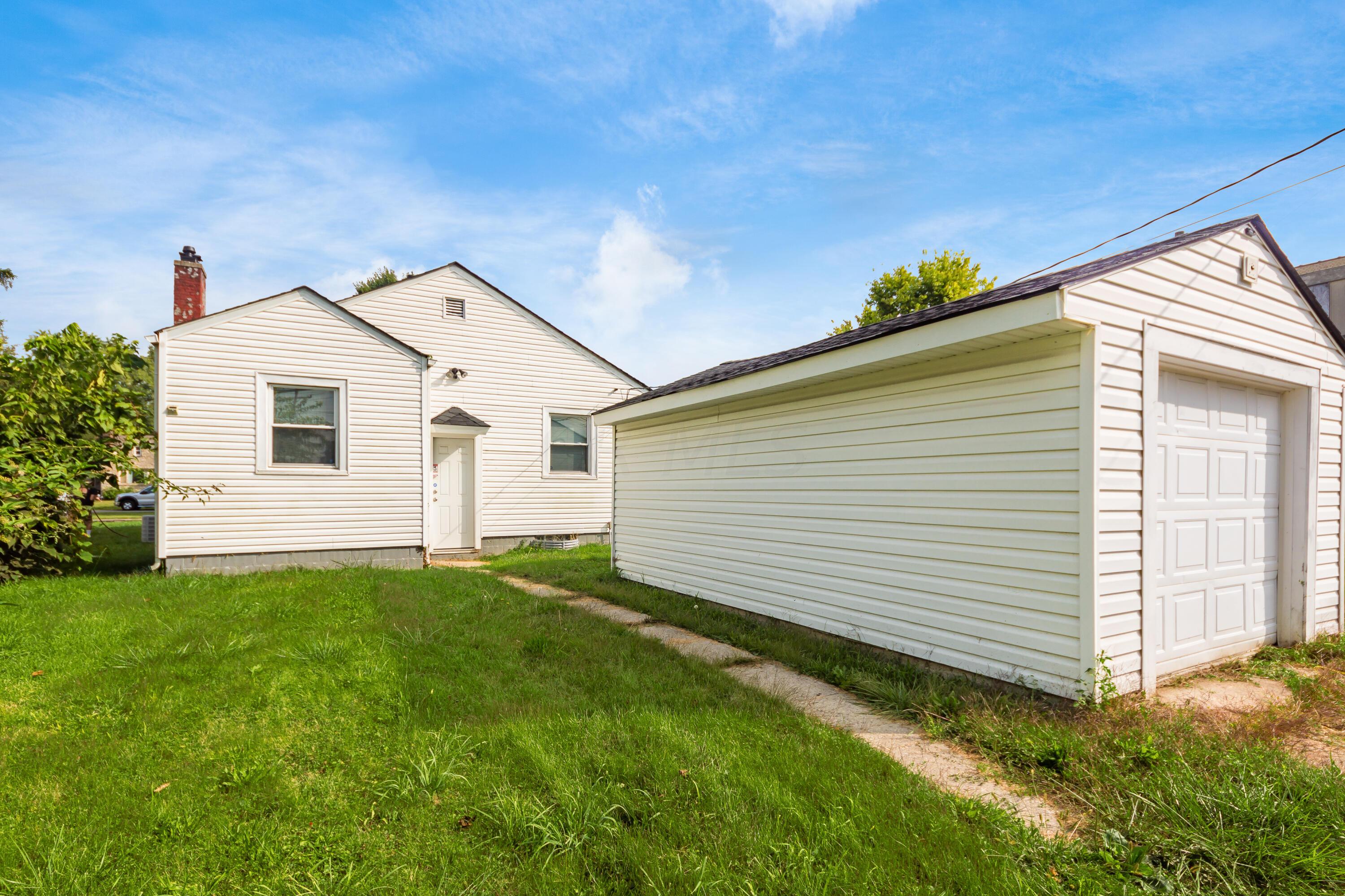 1811 Bide A Wee Park Avenue