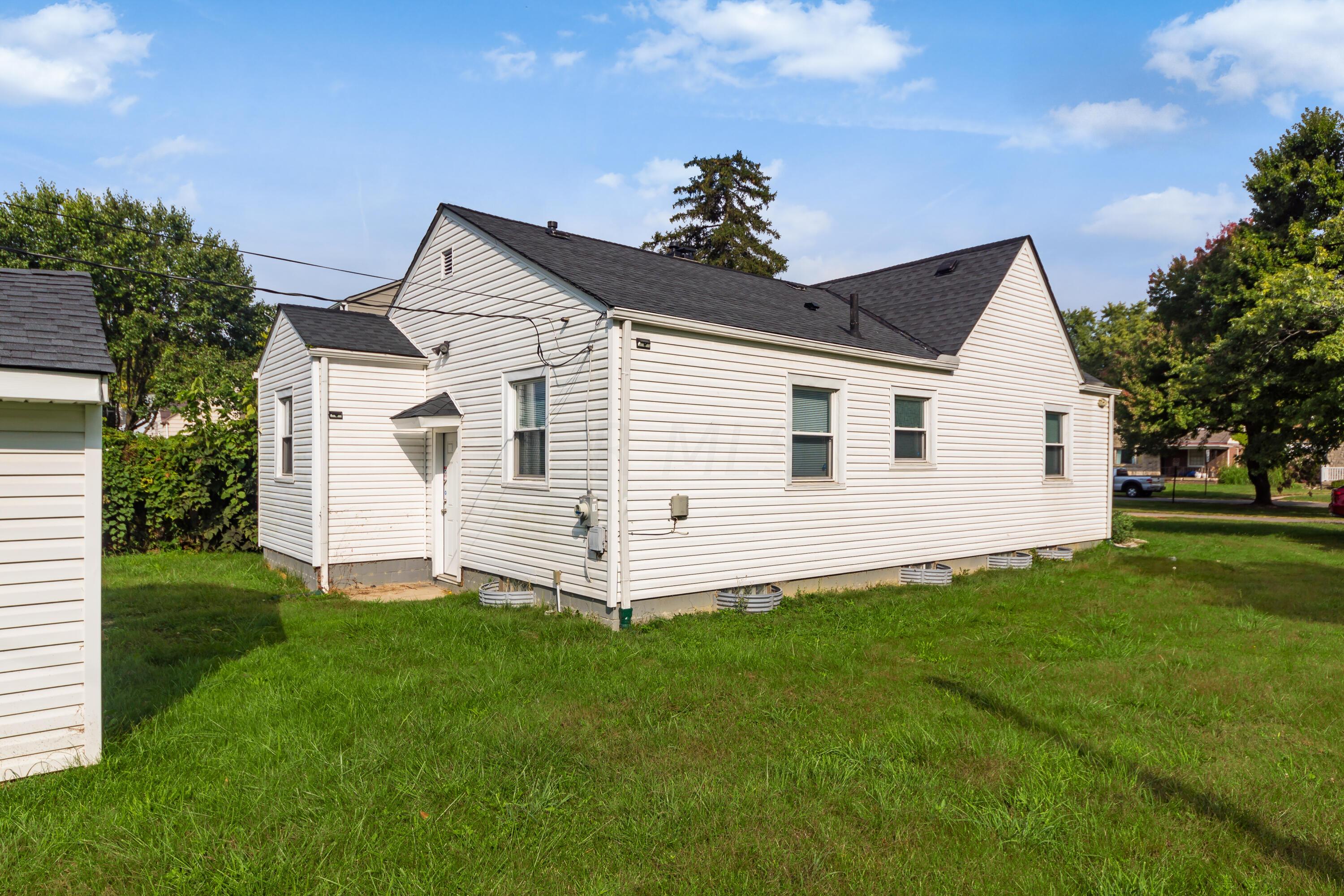 1811 Bide A Wee Park Avenue