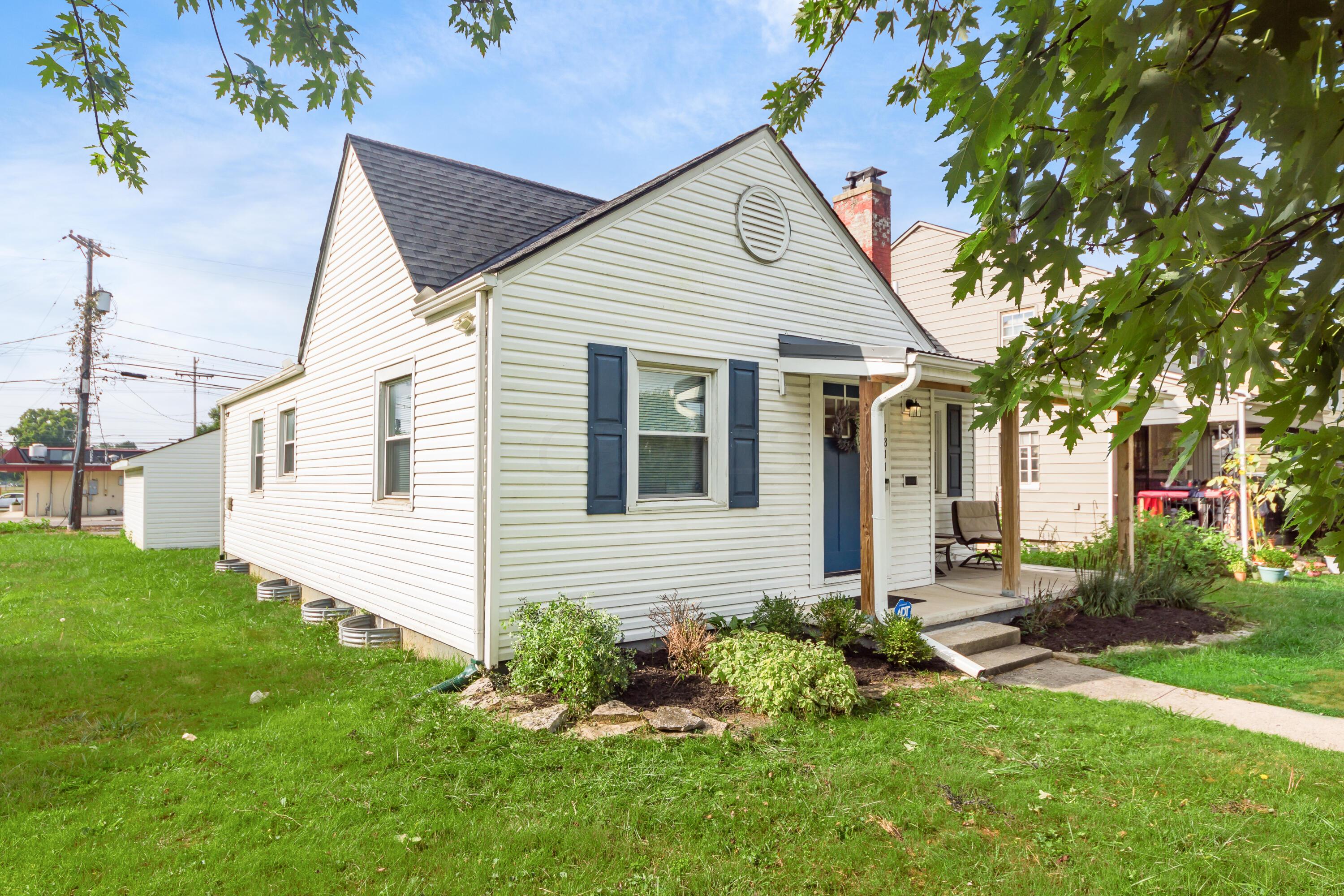 1811 Bide A Wee Park Avenue