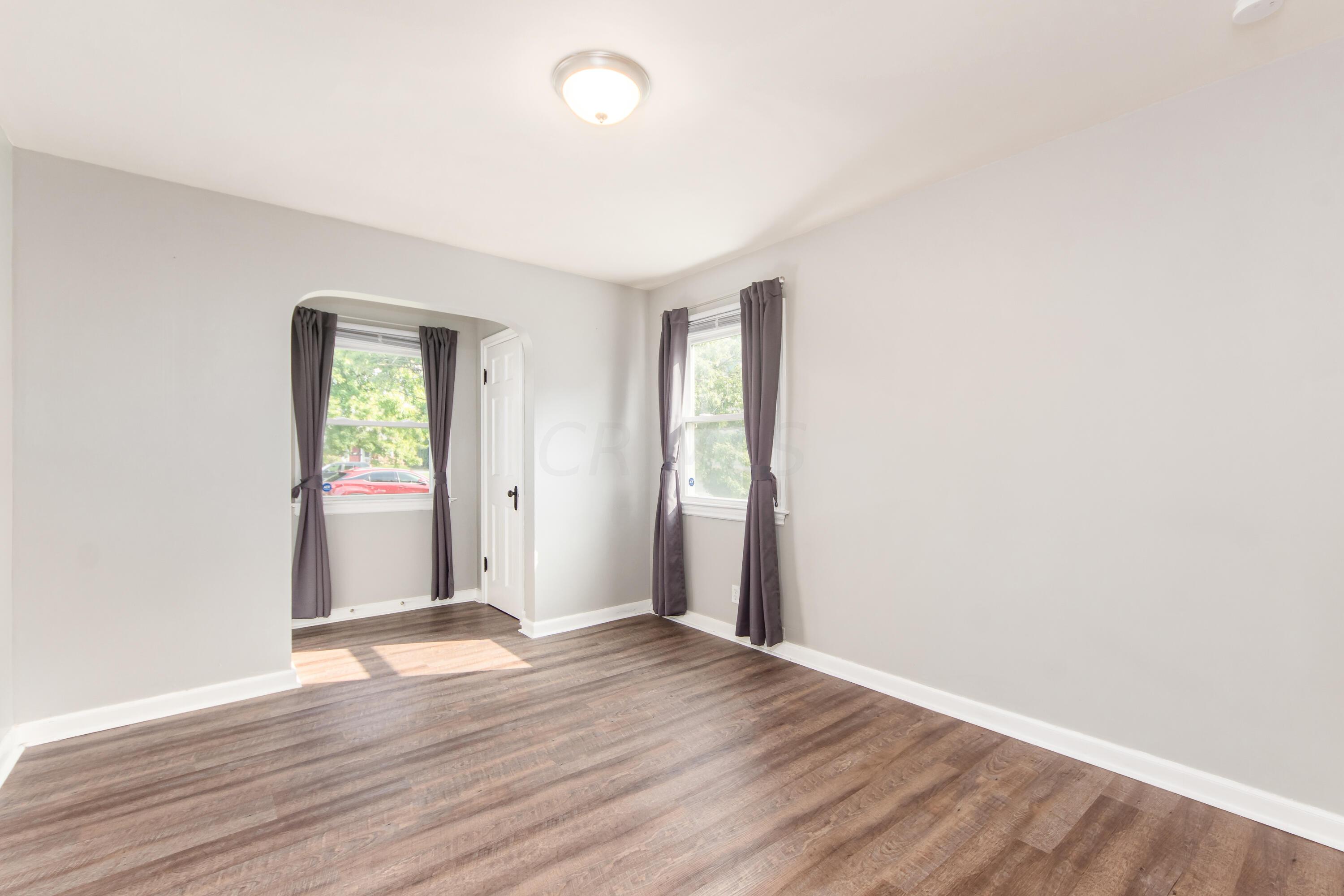 1811 Bide A Wee Park Avenue