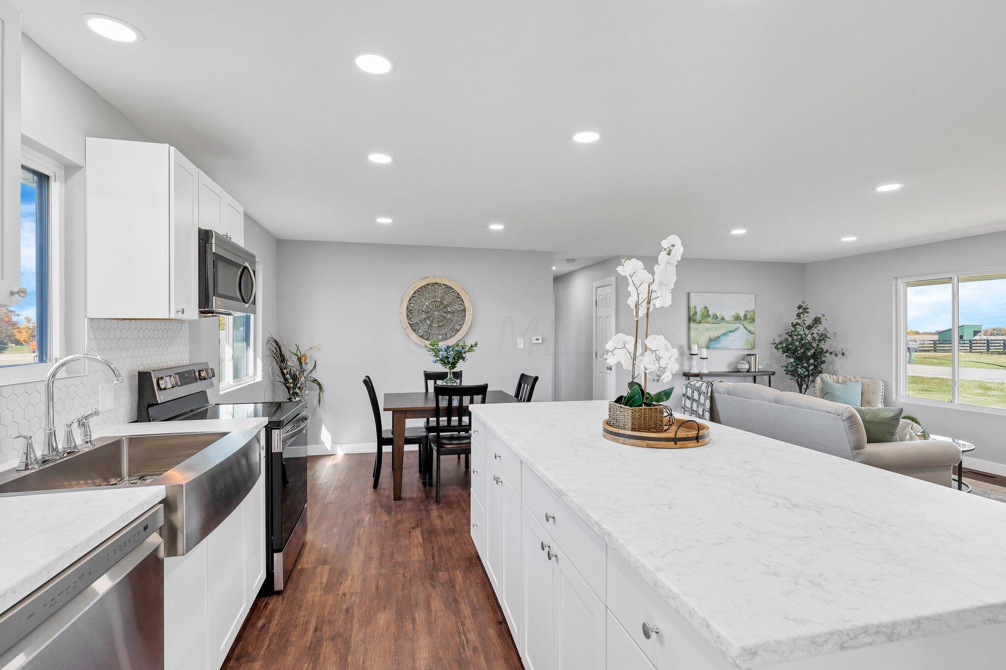 1430 Plain City Georgesville Road SE