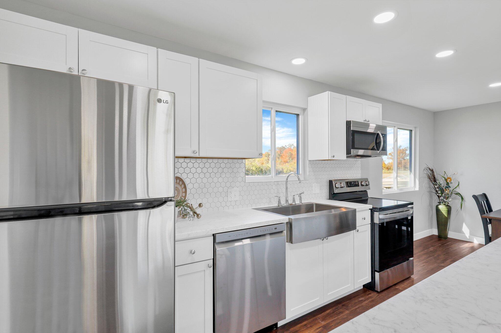 1430 Plain City Georgesville Road SE