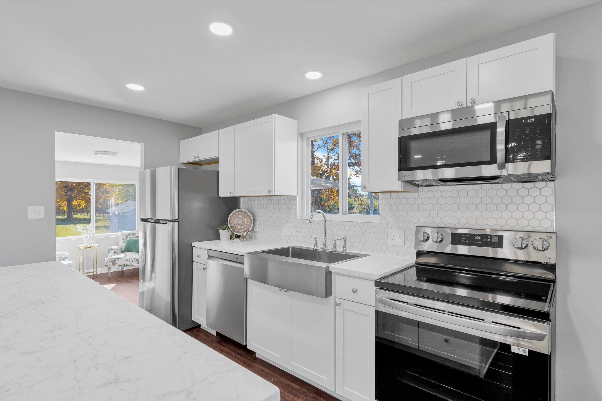 1430 Plain City Georgesville Road SE