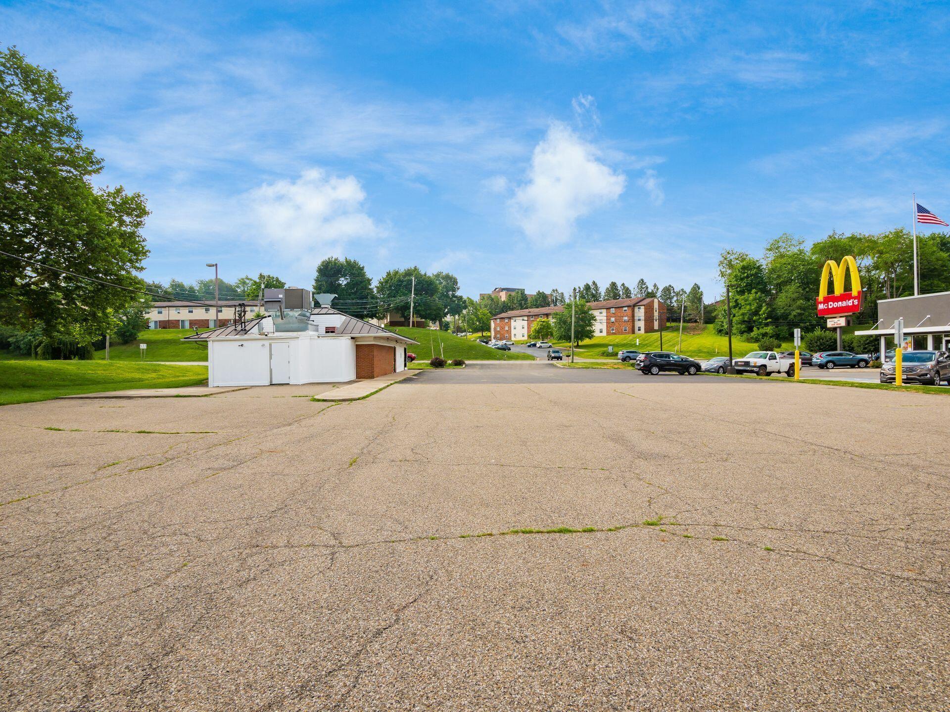 1061 Coshocton Avenue