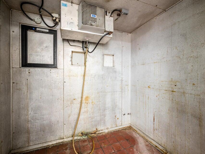 1061 Coshocton Avenue