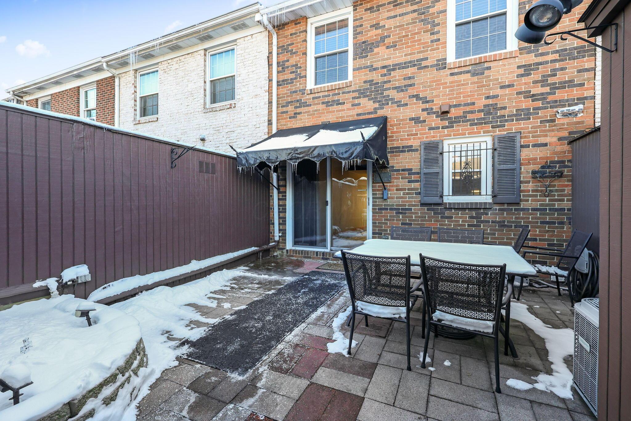 2454 Hardesty Drive S, T6