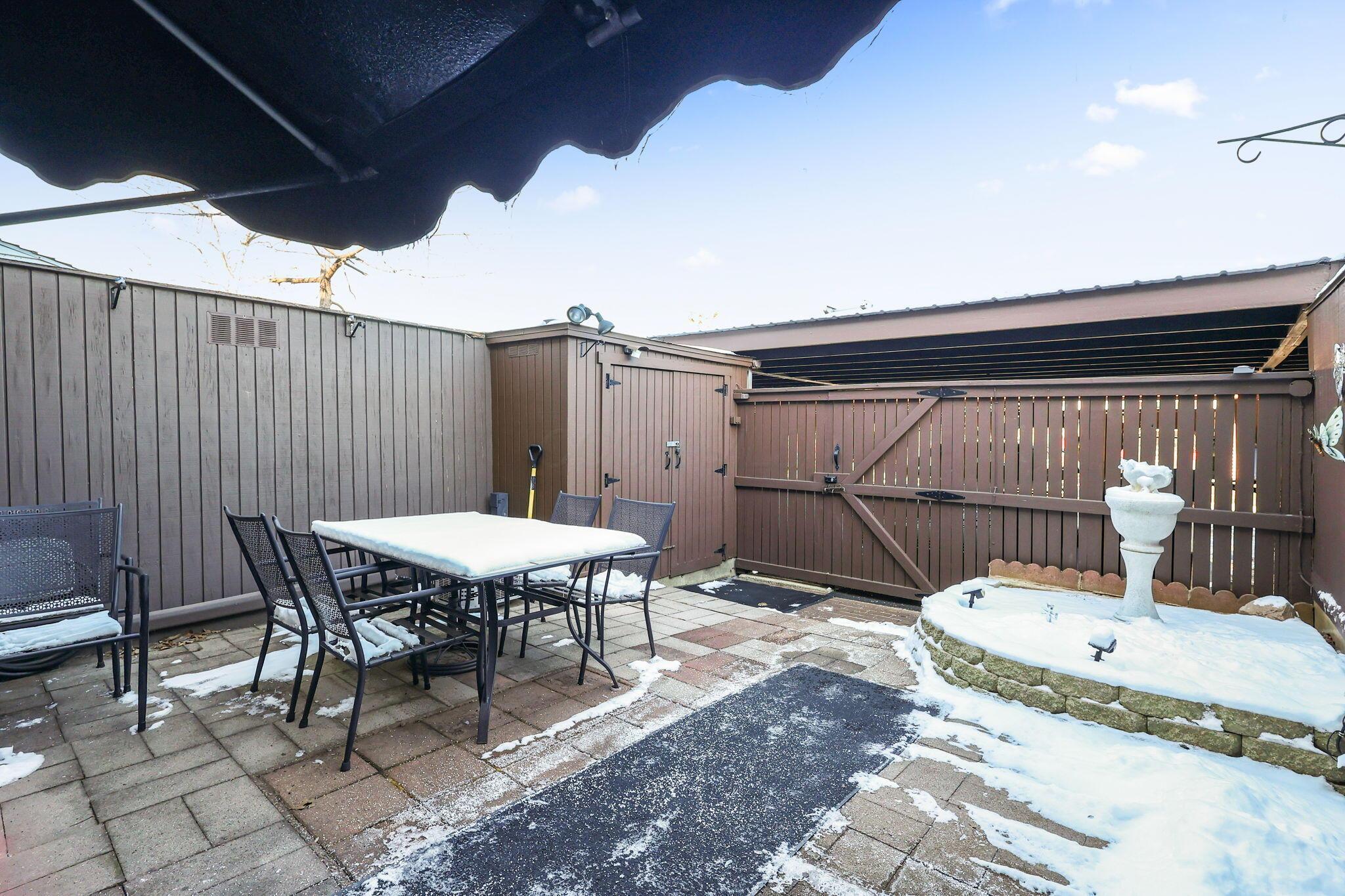 2454 Hardesty Drive S, T6