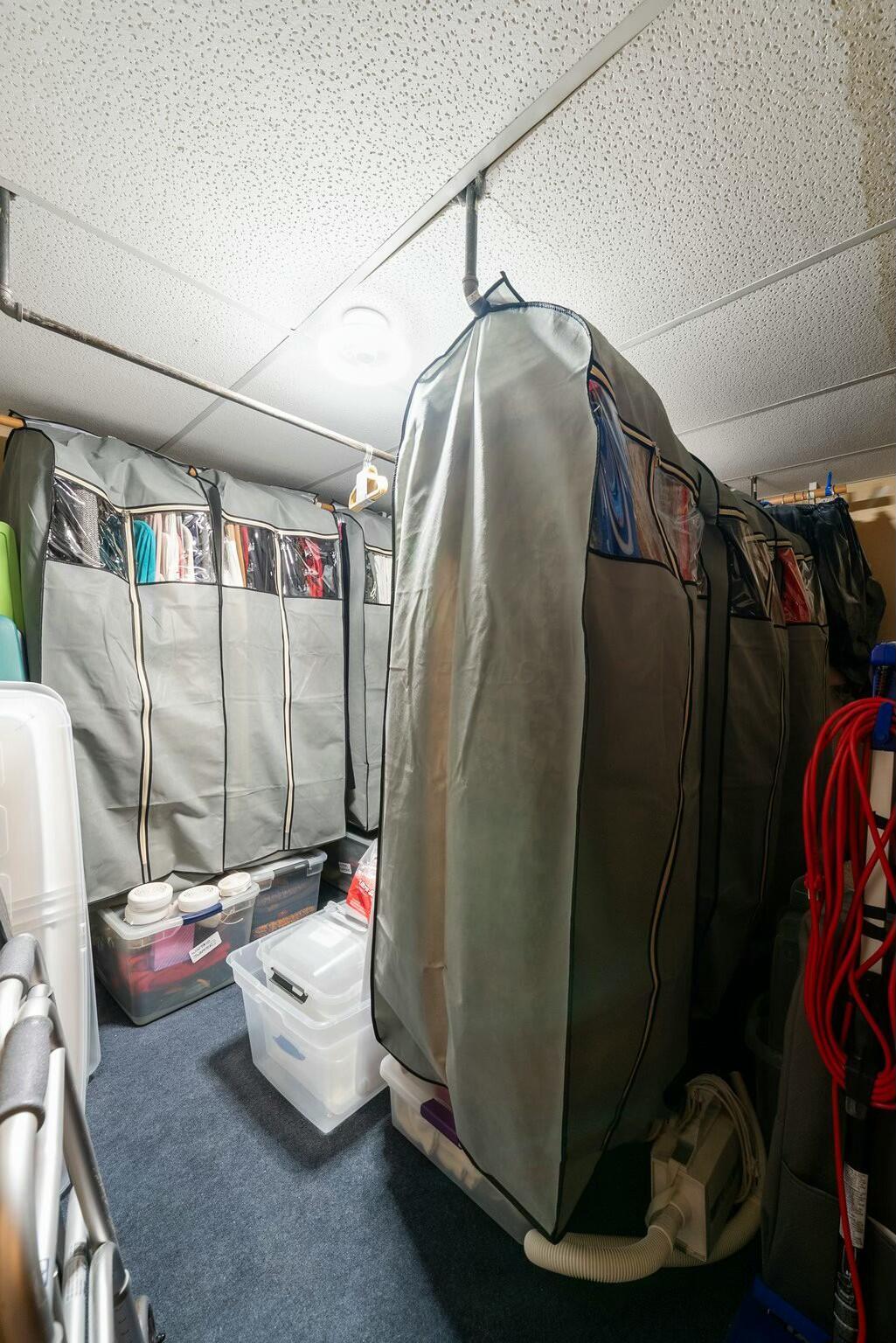 5269 Meadowknoll Lane