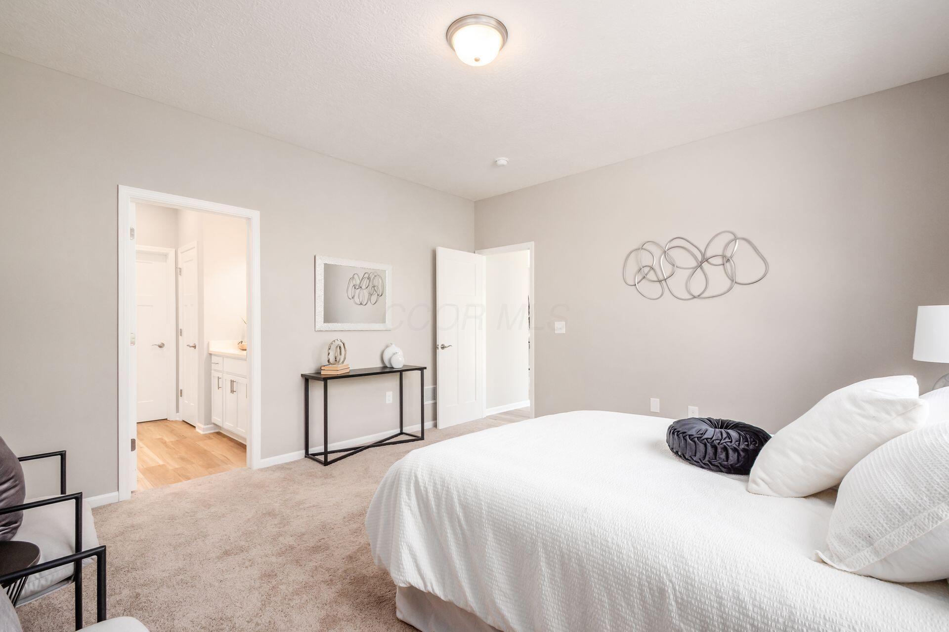 6040 Naughten Pond Drive