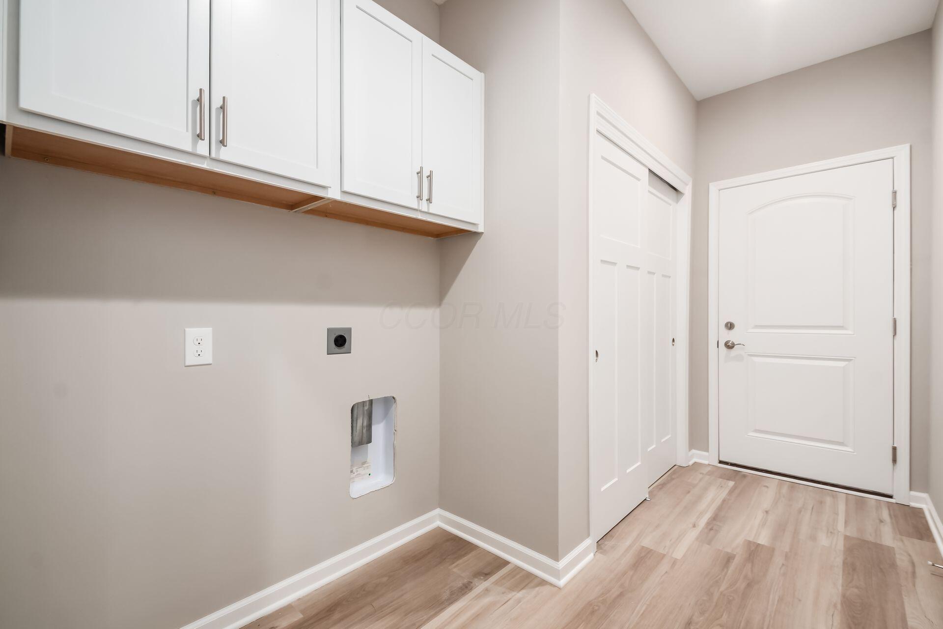 6040 Naughten Pond Drive