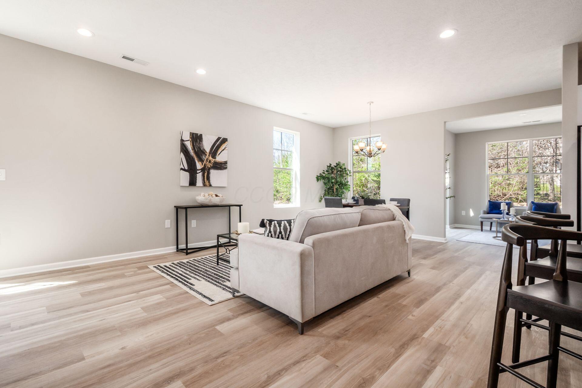 6040 Naughten Pond Drive