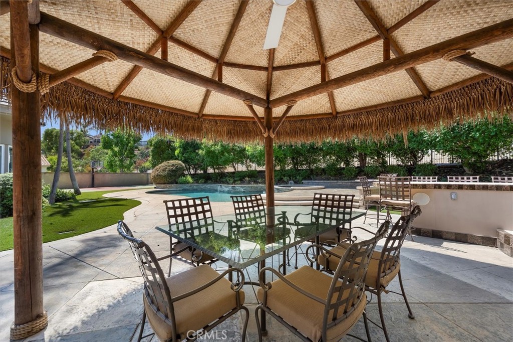 6945 E Hidden Oaks Lane