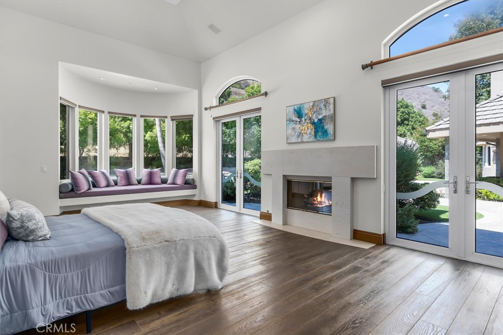 6945 E Hidden Oaks Lane