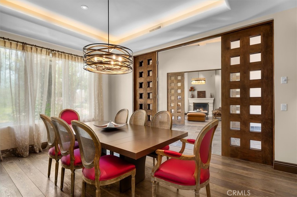 6945 E Hidden Oaks Lane