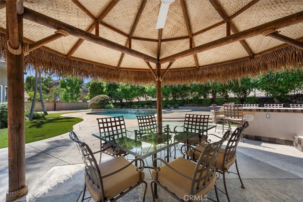 6945 E Hidden Oaks Lane