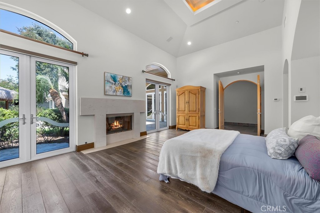 6945 E Hidden Oaks Lane