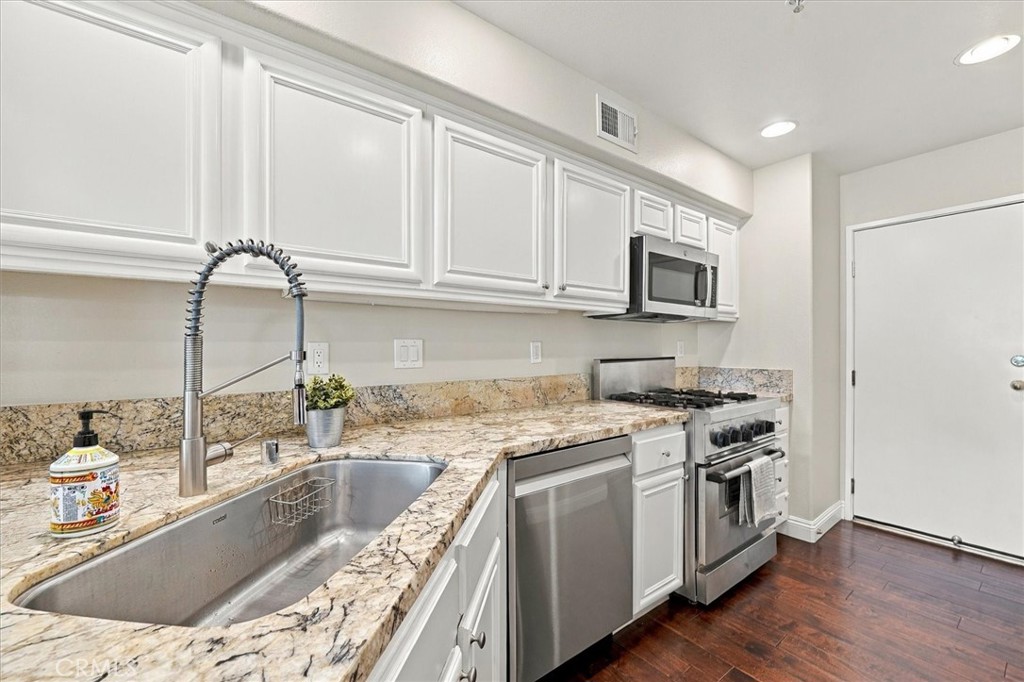 2322 Ternberry Court