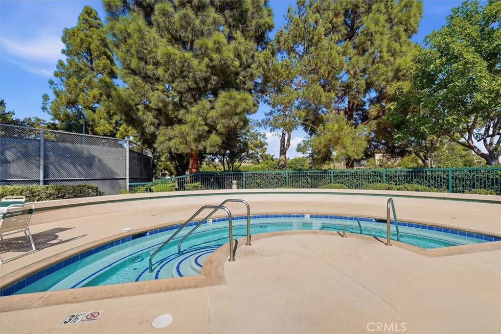 2322 Ternberry Court