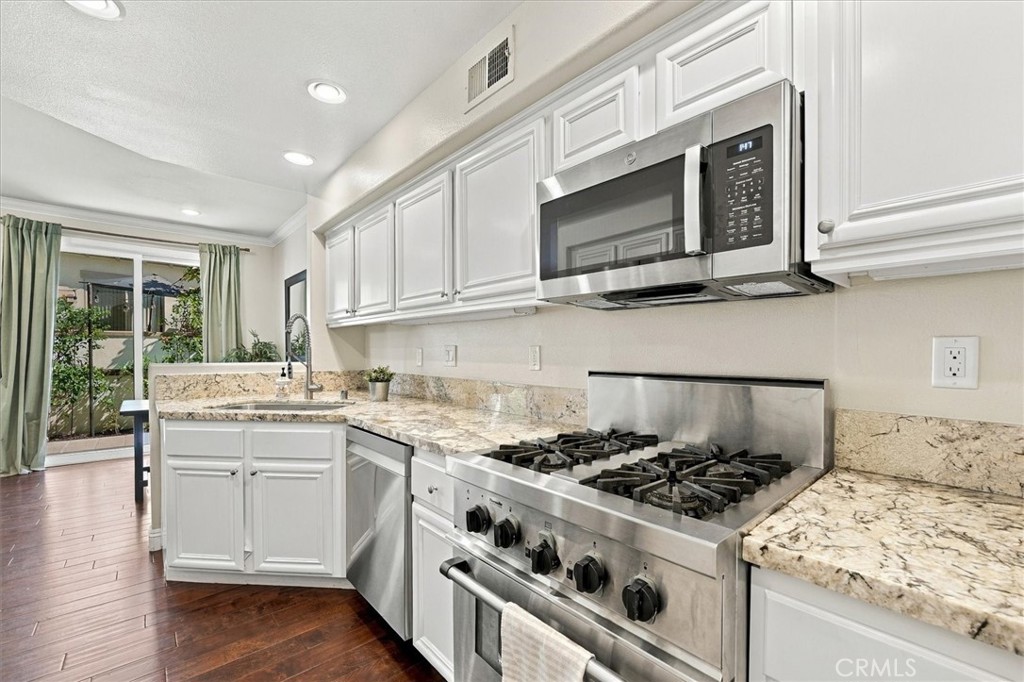 2322 Ternberry Court