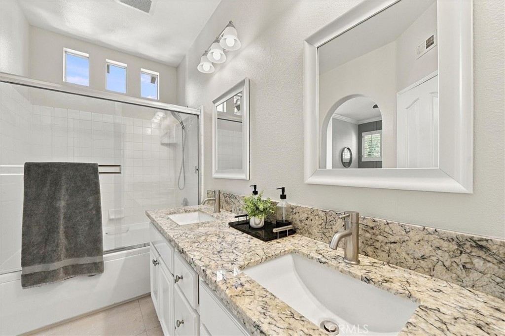2322 Ternberry Court