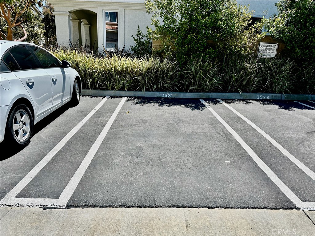 2531 Santa Ana Avenue