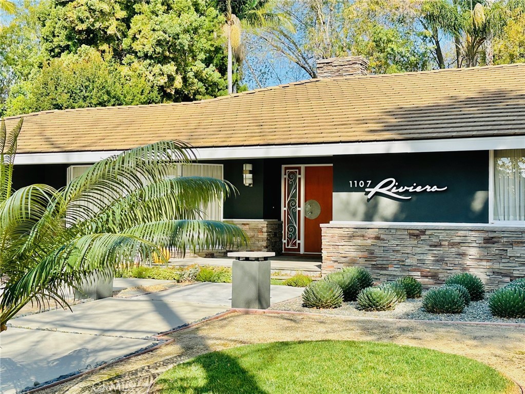 1107 W Riviera Drive