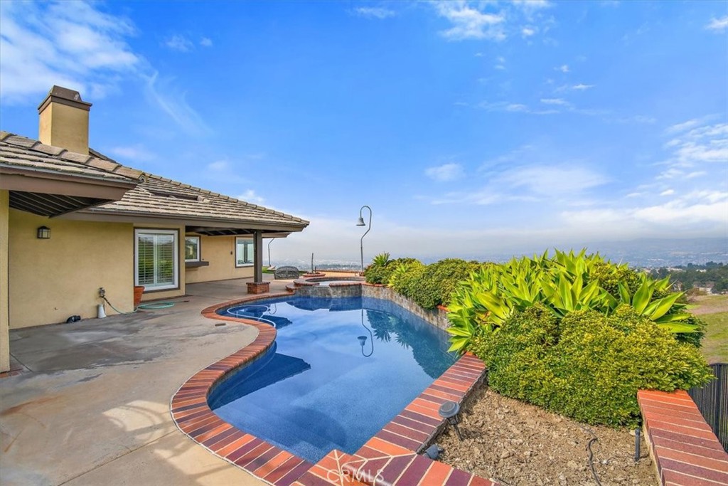 7091 E Avenida De Santiago