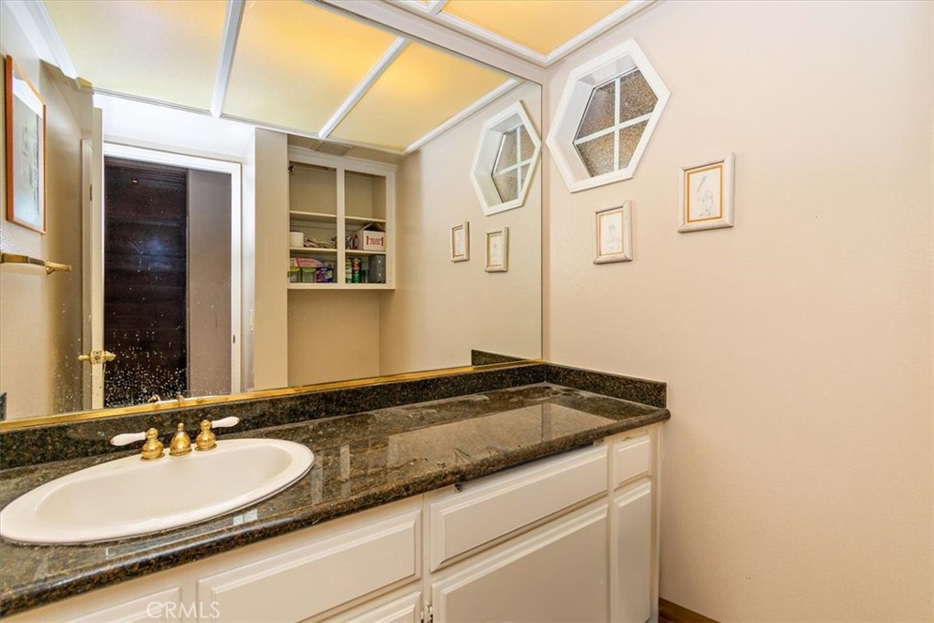 7091 E Avenida De Santiago