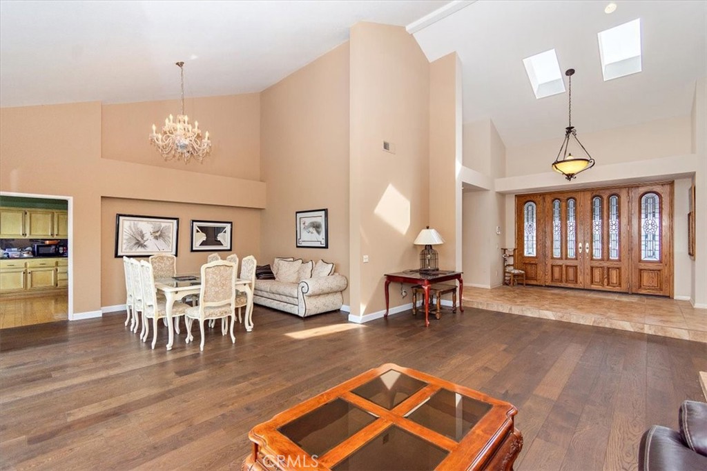 7091 E Avenida De Santiago