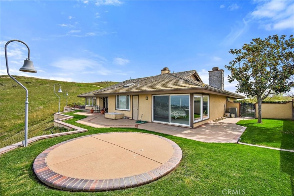 7091 E Avenida De Santiago